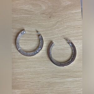 NWOT MARLYN SCHIFF ACRYLIC HALF MOON HOOPS